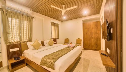 Standard King Room