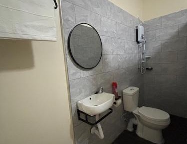 Single Room with Private Bathroom