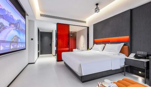 King Room with Spa Bath