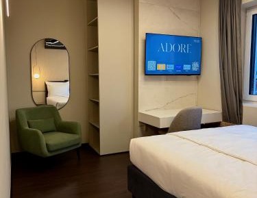 Queen Room
