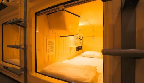Single Bed in Male Dormitory Room