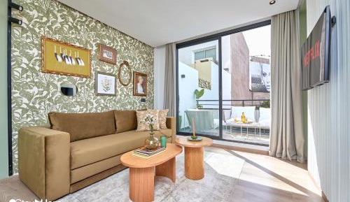 Apartment with Balcony