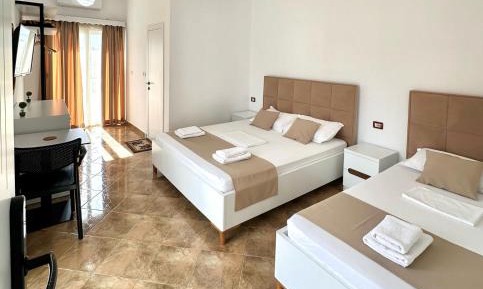 Triple Room with Sea View