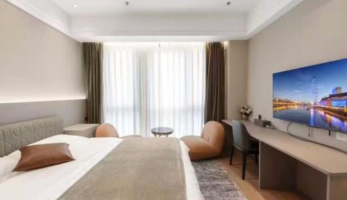 Deluxe Queen Room