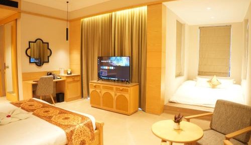 Family Suite with Balcony