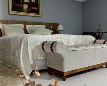 Suite with Mountain View