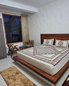 Villa with Garden View