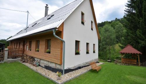 Five-Bedroom Holiday Home