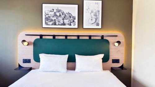 Standard Room - 1 Double Bed