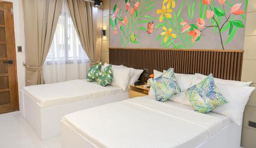 Junior Suite with Garden View