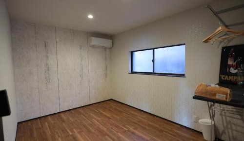 Triple Room with Shared Bathroom