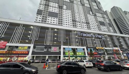 Two-Bedroom Deluxe Apartment with Harbor View