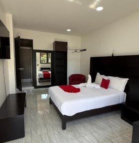 Deluxe Double Room (2 Adults + 1 Child)