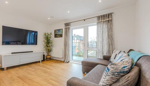 Two-Bedroom Apartment with Balcony
