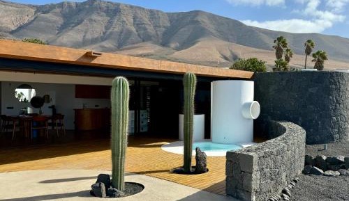 Villa with Sea View