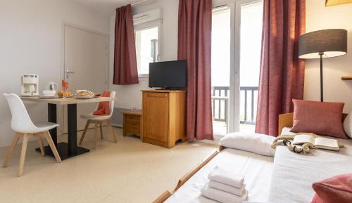 Standard Studio (2 Adults)