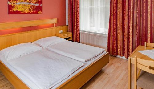 Double Room with Shower