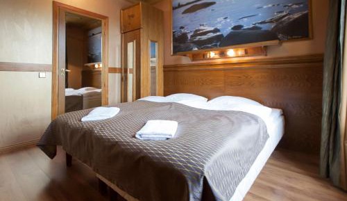 Standard King with Sauna