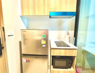 Apartment with Pool View 