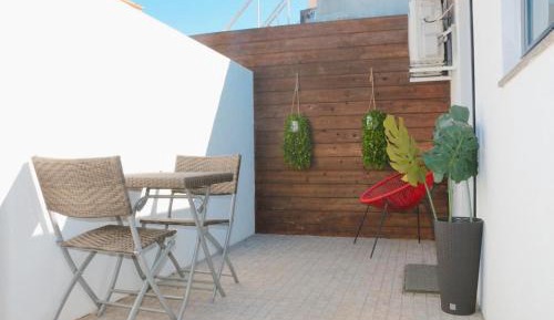 One-Bedroom Apartment with Terrace