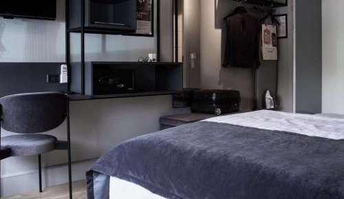Superior King Room