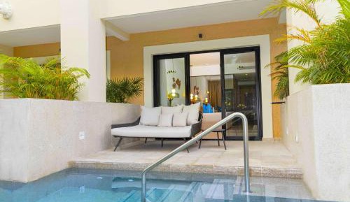 Junior Suite Swim-up