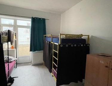 6-Bed Mixed Dormitory Room