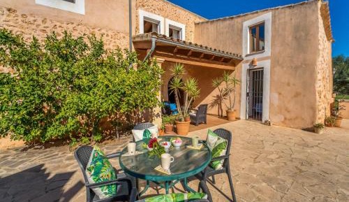 Four-Bedroom Holiday Home