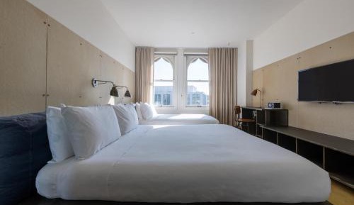 Double Queen Room (Lean On-Site Support)