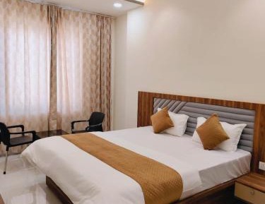 Superior King Room