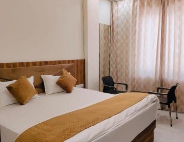 Large Single Room