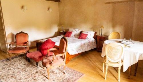 Deluxe Double Room with Shower