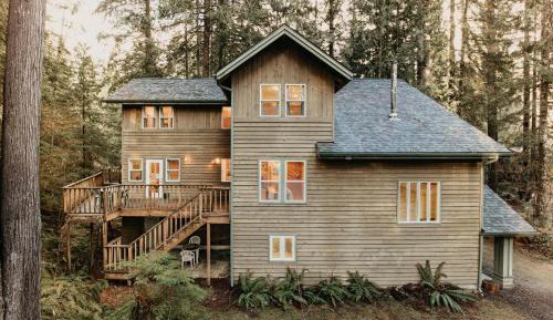 Three-Bedroom Cabin