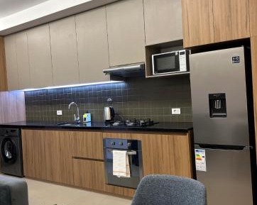 One-Bedroom Apartment with City View