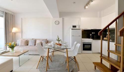 Maisonette with Acropolis View
