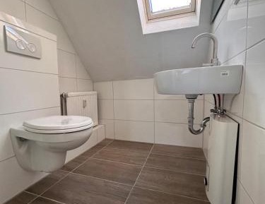 Single Room with Private Bathroom