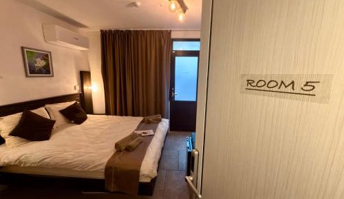 Double Room with Patio