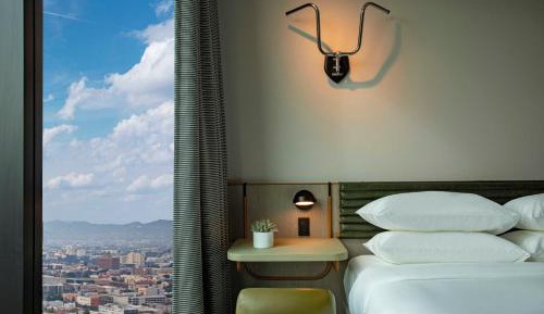 Standard King Room - Hearing Accessible