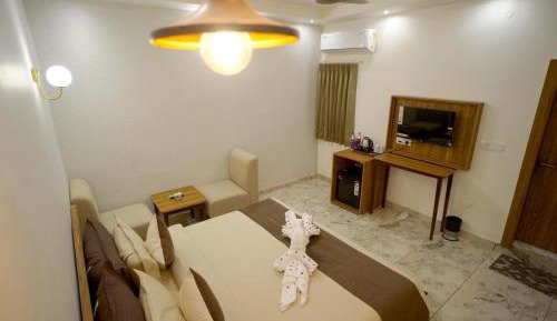 Deluxe King Room