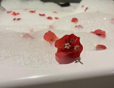 Suite with Spa Bath