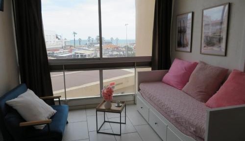 Studio with Sea View