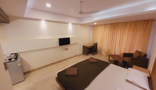 Standard King Room