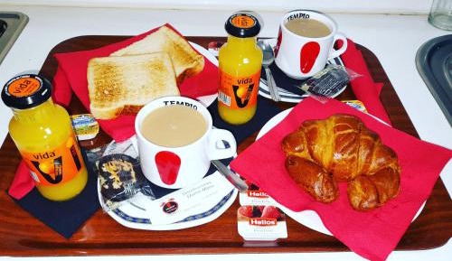 Single Room with Private Bathroom