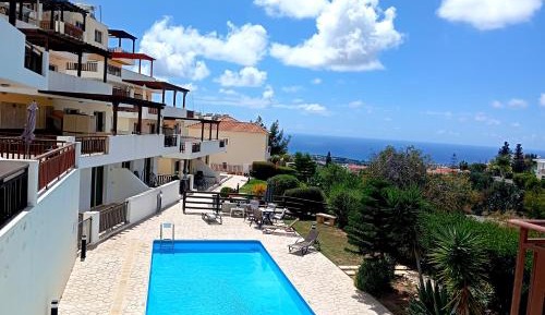 One-Bedroom Apartment with Sea View and Balcony