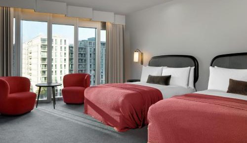 Family Room with Two Double Beds and City View