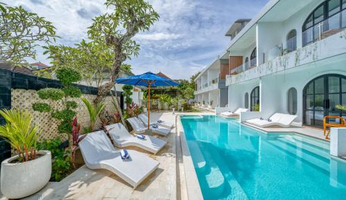 Junior Suite Pool Access
