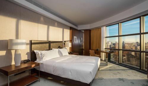 Executive Corner King Room with Panoramic View