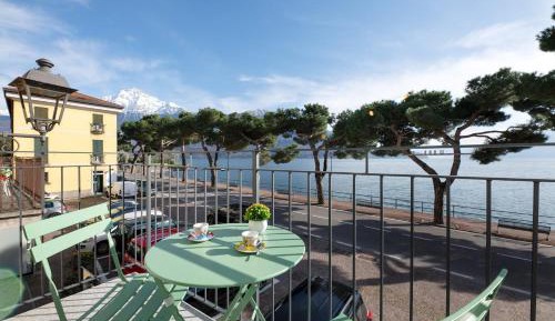 Superior One-Bedroom Apartment with Balcony