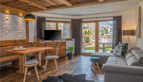 Two-Bedroom Deluxe Apartment