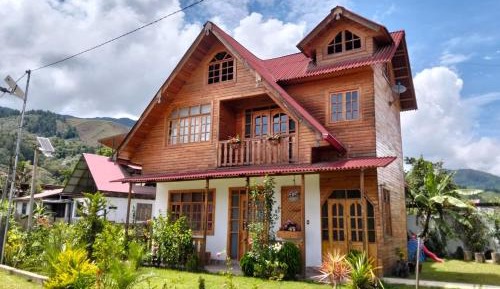 Three-Bedroom Chalet